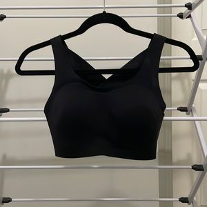 Lululemon enlite sports bra